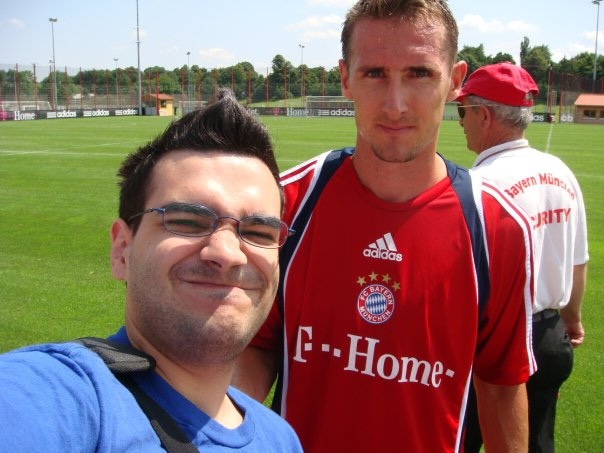 Carlos with Miroslav Klose
